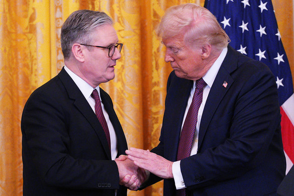 Trump „kemény tárgyalópartnernek” nevezte a brit miniszterelnököt
