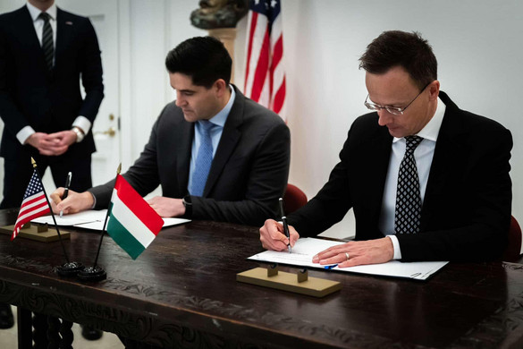 Együttműködés az amerikai Voyager Technologies-zal