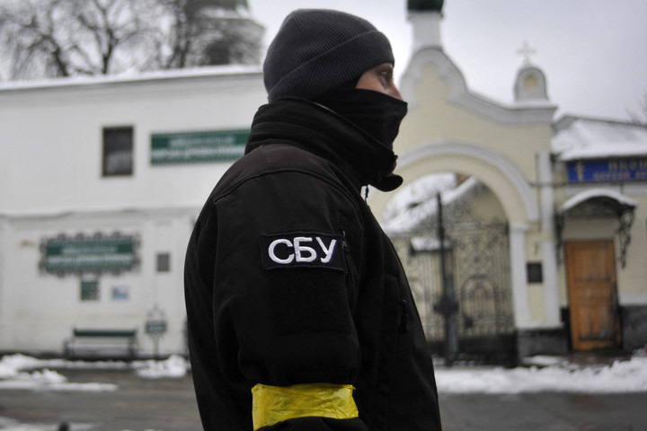 Fotó: AFP/Sergei Chuzavkov Kárpátalján árulták a hadizsákmányt bűnözőknek