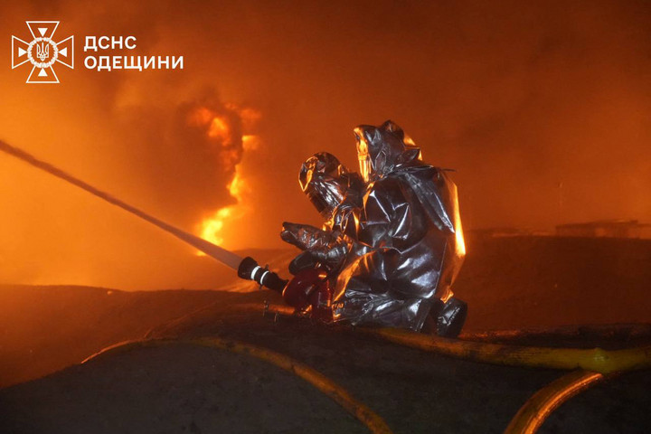 Fotó: AFP/Handout/State Emergensy Service Of Ukraine Odesszában akadozik az áramszolgáltatás az orosz támadások miatt