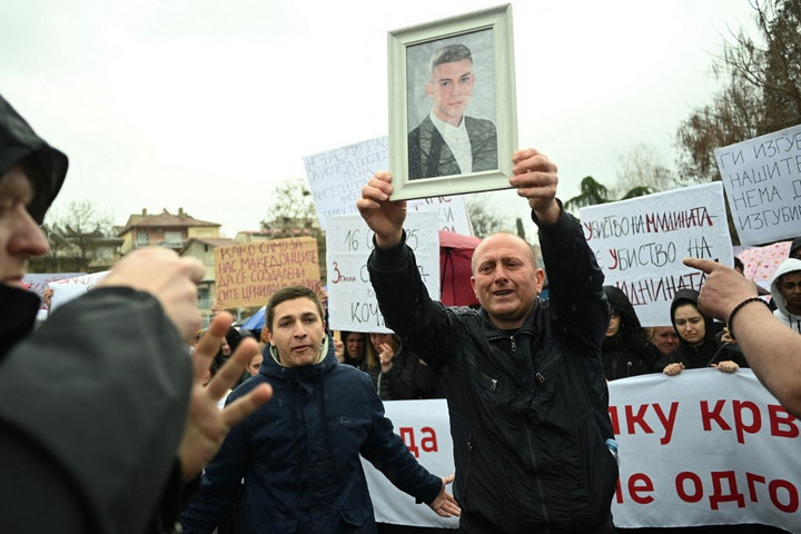 Fotó: AFP/Robert Atanasovski Szabálytalanságok okozták a diszkótragédiát?