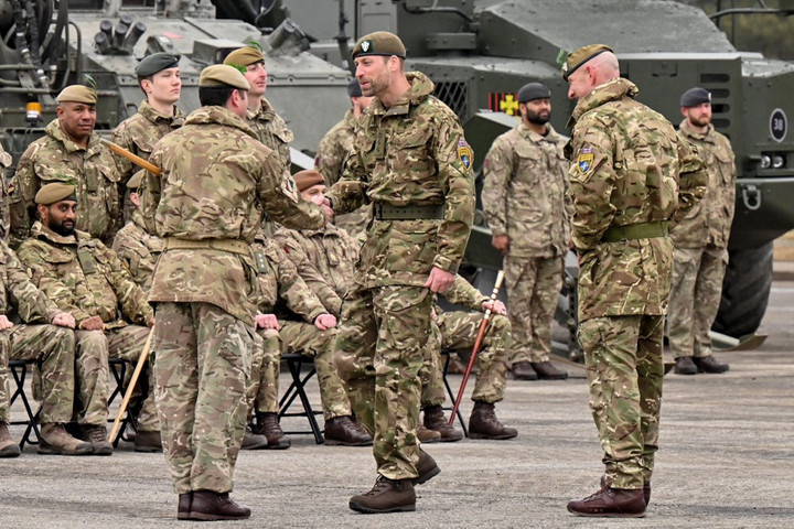 Fotó: AFP/Raigo Pajula Vilmos walesi herceg az orosz határ közelébe érkezett