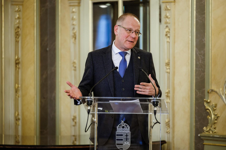 Fotó: Facebook/Navracsics Tibor Hagyományőrző törvények születtek