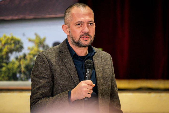 Fotó: Facebook/Gyopáros Alpár A Magyar falu programot folytatni kell