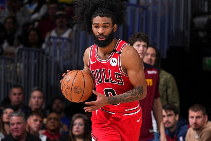 Coby White győzelemre vezette a Bullst a Joker nélkül feláló Nuggets ellen