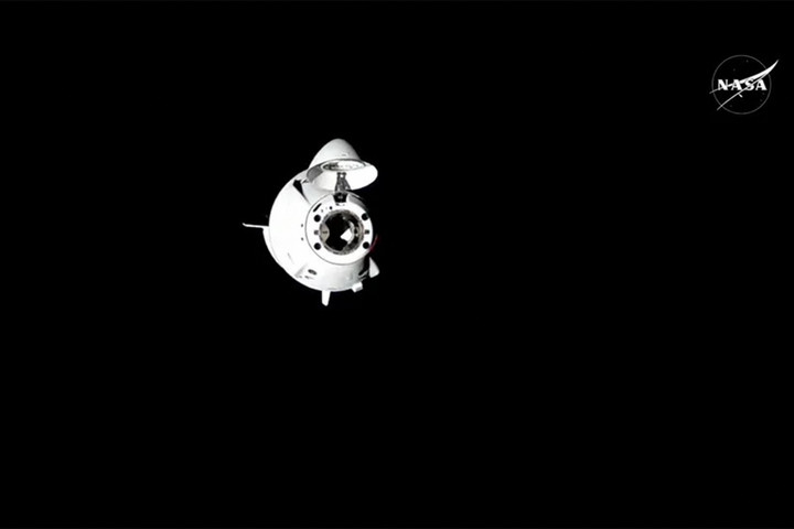 Fotó: AFP/NASA A Crew Dragon csatlakozott a Nemzetközi Űrállomáshoz