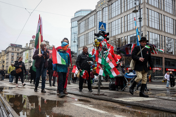 Fotó: MH/Török Péter Ünnep: országszerte a legnagyobb rendben zajlottak a rendezvények
