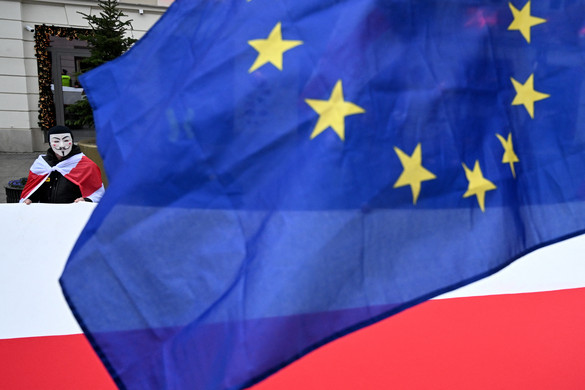 Az EU bővítette a szankciókat