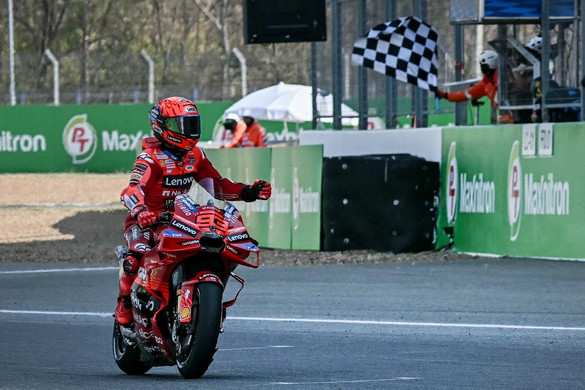Marc Márquez sprintgyőzelmével indult a szezon