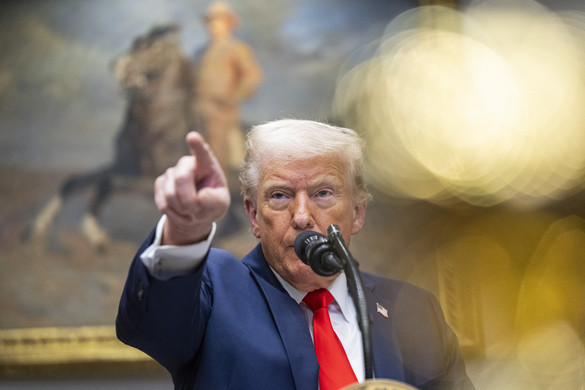 Trump a túszok szabadon bocsátására szólította fel a Hamászt
