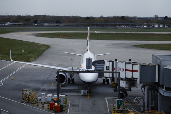 Újraindulhat a forgalom a Heathrow repülőtéren