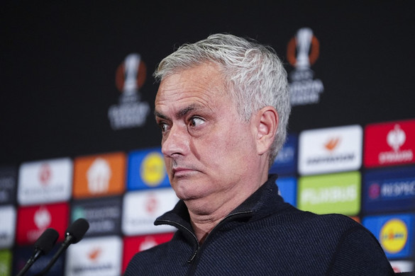 José Mourinho nem érzi, hogy baj lenne + VIDEÓ