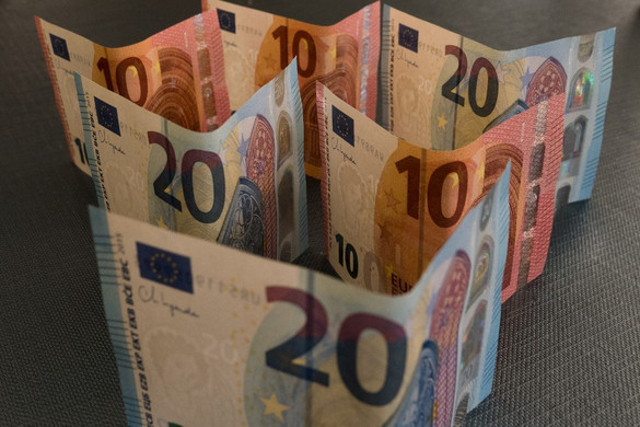 A magyar fiatalok ellenzik a korrupciót