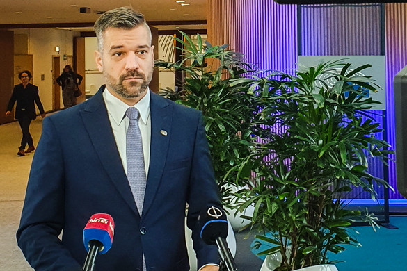 „Meg fogjuk védeni a választásokat a külföldi beavatkozástól”