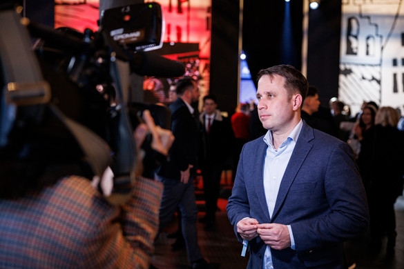 Dömötör Csaba: Hiába tagadják a Tisza képviselői, a GMO-t szavazták meg az EP-ben