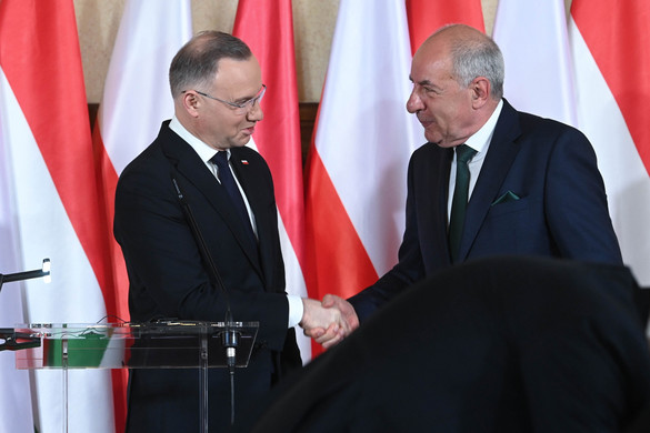 Töretlen a lengyel–magyar barátság