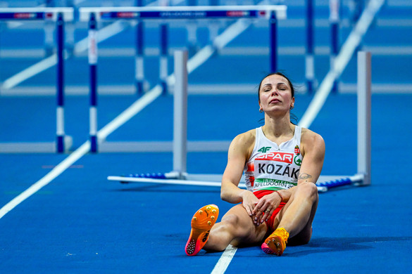 Kozák Luca nem ért célba a 60 méter gát döntőjében