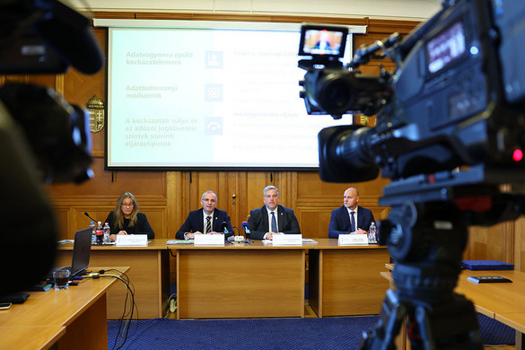 Az adategyeztetési eljárás tovább fehéríti a gazdaságot