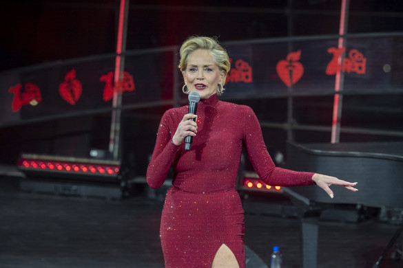 Sharon Stone szerint nem szabad félni az öregedéstől