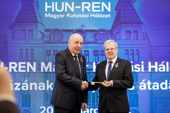 Hajós Alfréd nyomdokaiban