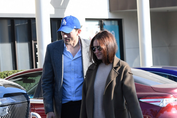 Fotókon Ashton Kutcher és Mila Kunis ritkán látott gyerekei