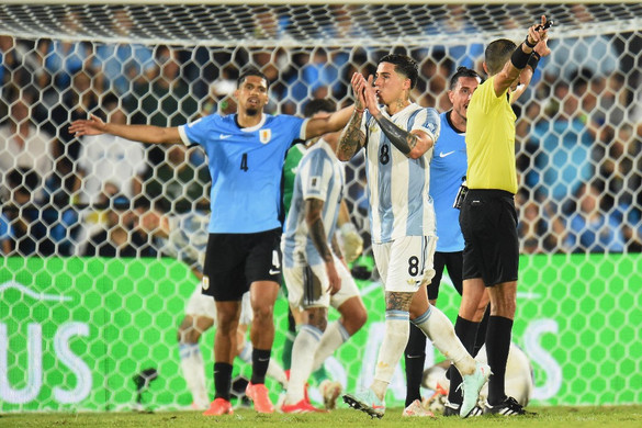 Uruguayban is győzött a sztárjai nélkül kiálló világbajnok csapat