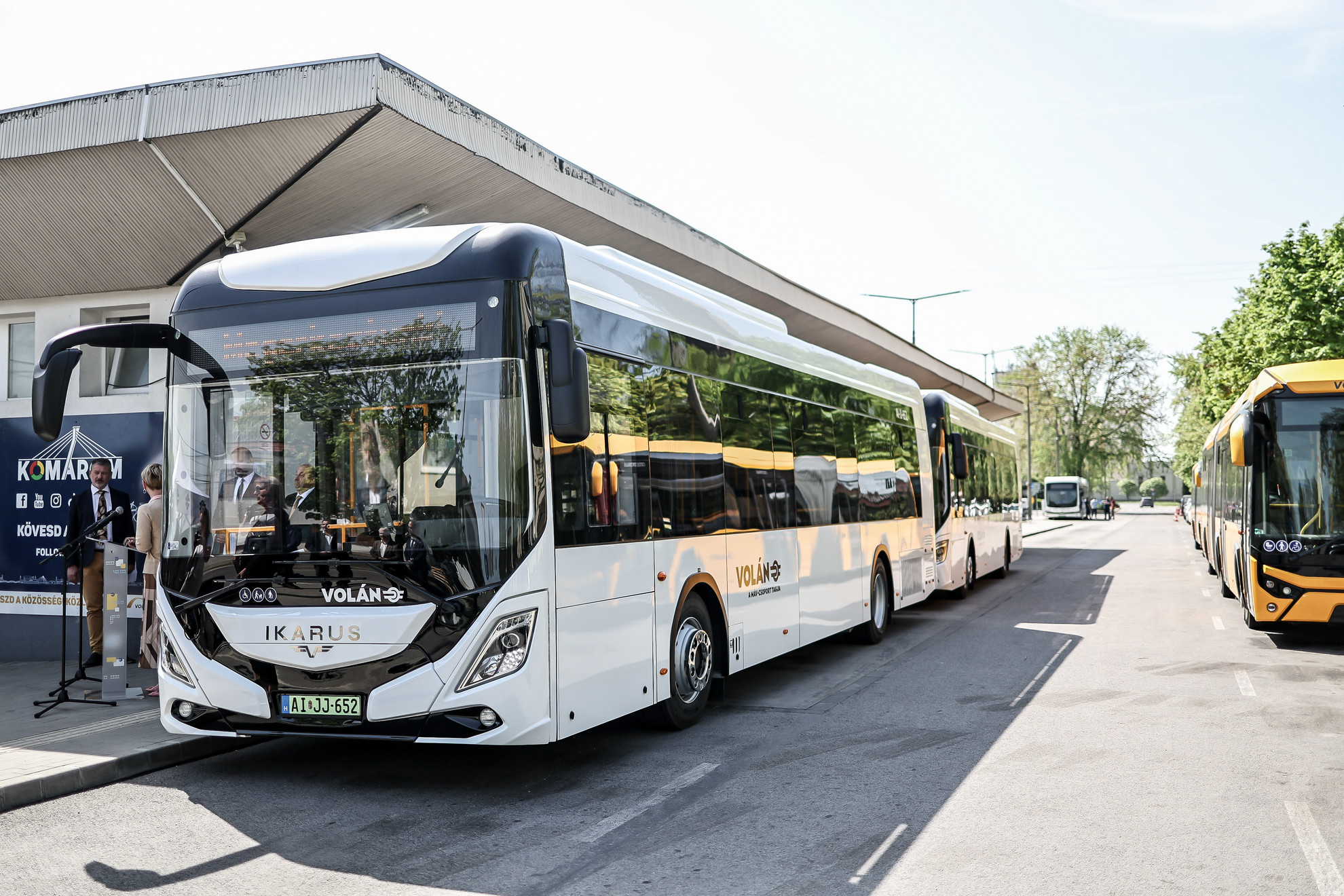 A Zöld Busz Program részeként megérkezett két tisztán elektromos meghajtású Ikarus 120e autóbusz Komáromba