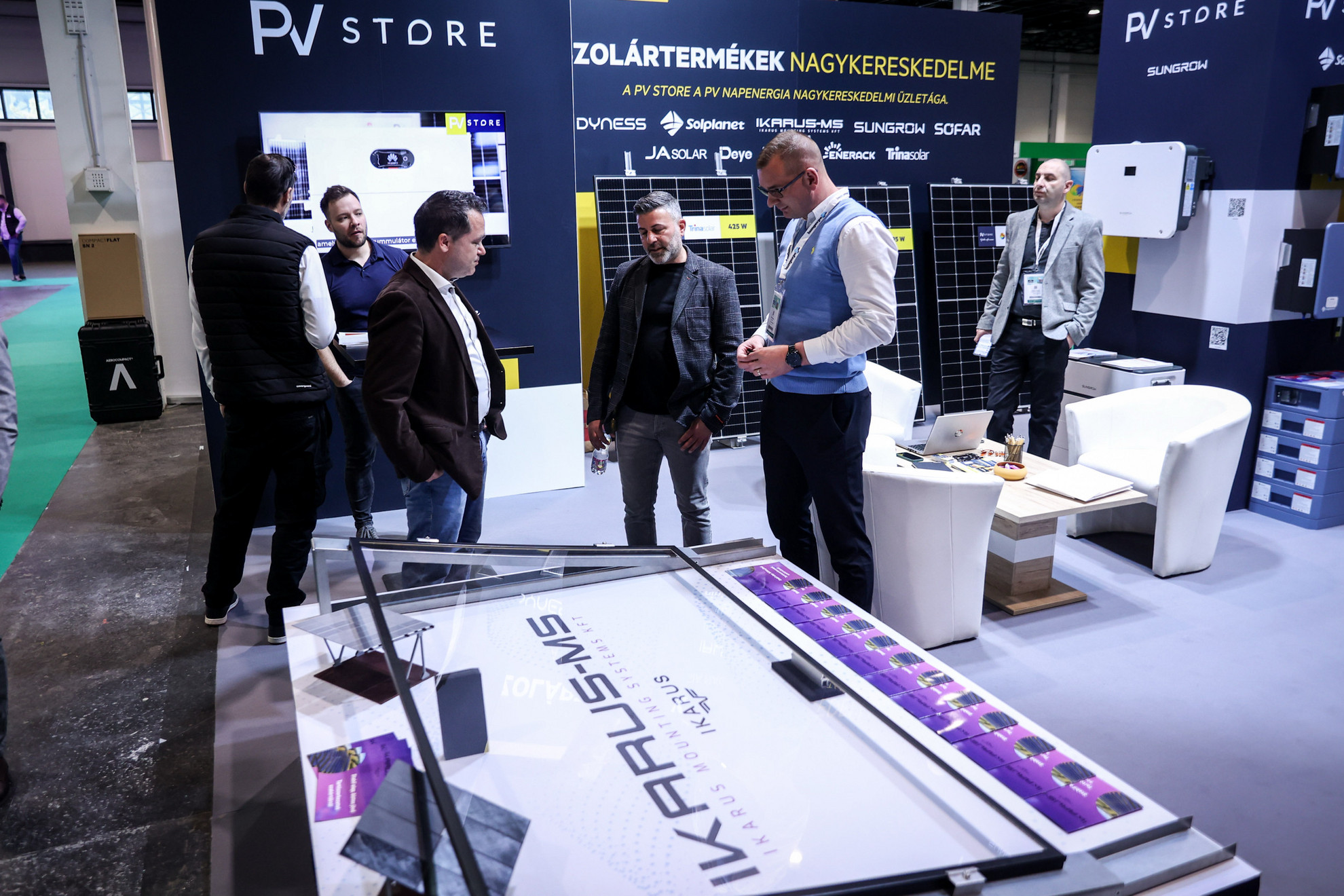 Fotó: MH/Török Péter Az Ikarus Mounting System Kft. a Construma kiállításon
