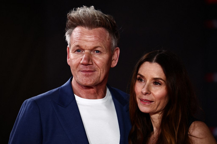 Fotó: AFP/Henry Nicholls Rendőrök vették körbe Gordon Ramsay otthonát