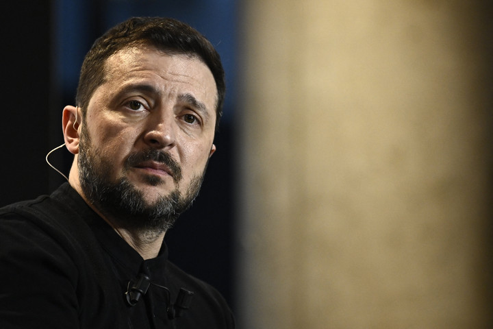 Fotó: AFP/Julien de Rosa Nyíltan megfenyegették Zelenszkijt
