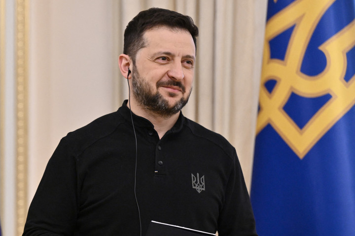Fotó: AFP/Genya Savilov Furcsa részletre figyeltek fel Zelenszkij békéről szóló szavaiban