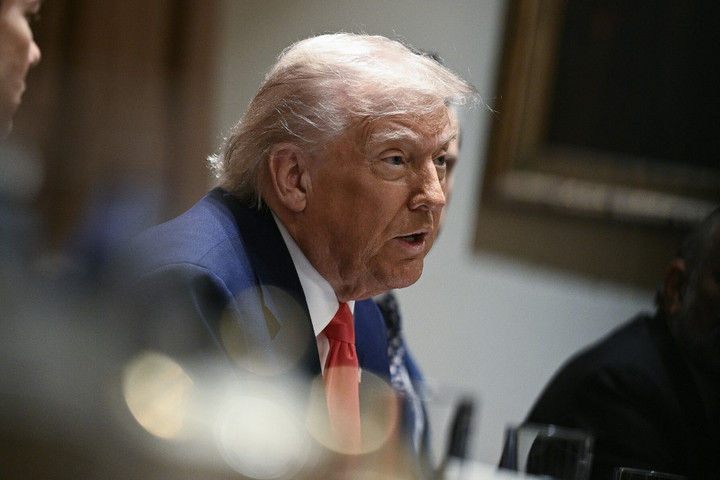 Fotó: AFP/Brendan Smialowski Trump közvetlen tárgyalásokat kezdeményez Oroszország és Irán vezetőivel
