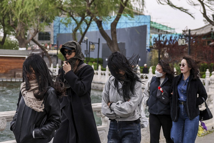 Fotó: AFP/Xinhua/Jiang Han Szélvihar idézett elő kaotikus állapotokat