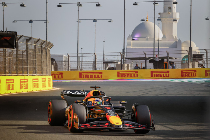 Verstappené a dzsiddai pole pozíció