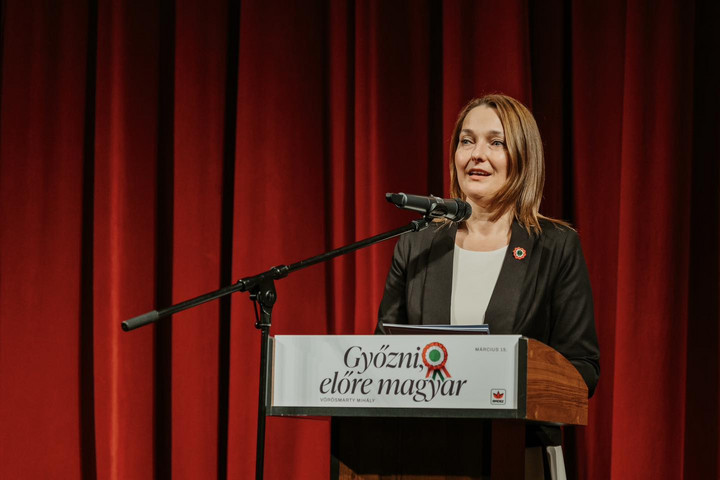 Fotó: Fecbook/Novák Irén Magyar nyelvű színjátszás határainkon túl