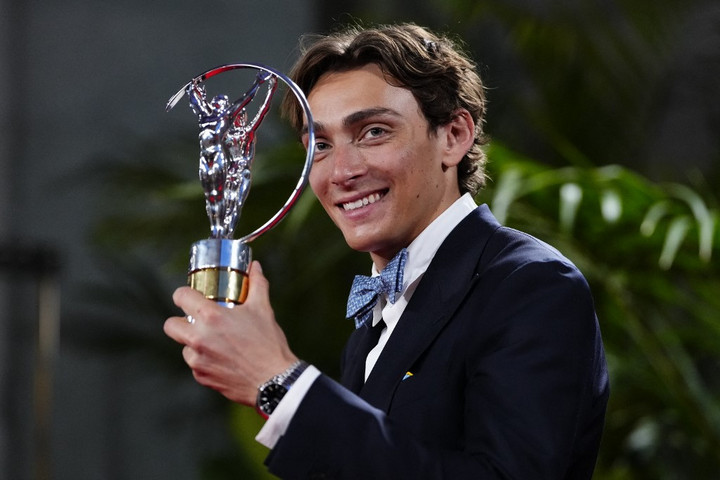 Fotó: NurPhoto via AFP/Jose Breton Duplantis és Biles a Laureus-díj egyéni győztese