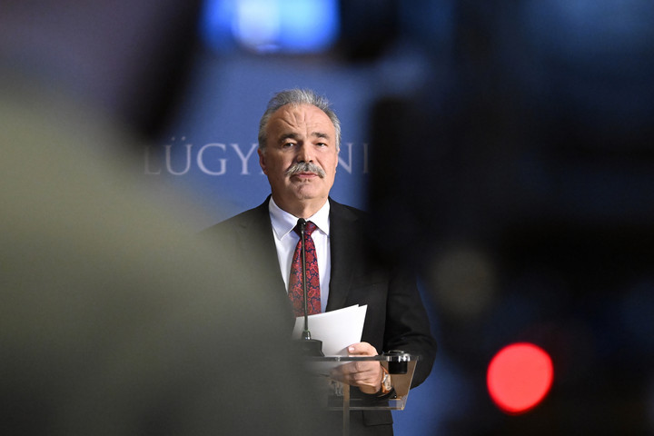 Fotó: MTI/Máthé Zoltán A vírus megállításához minden állattartó fegyelmezettsége kell
