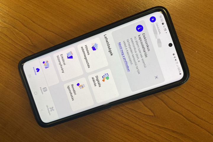 Fotó: MH/Beke Krisztina Öt jel, amely arra utal, hogy feltörték a mobilunkat
