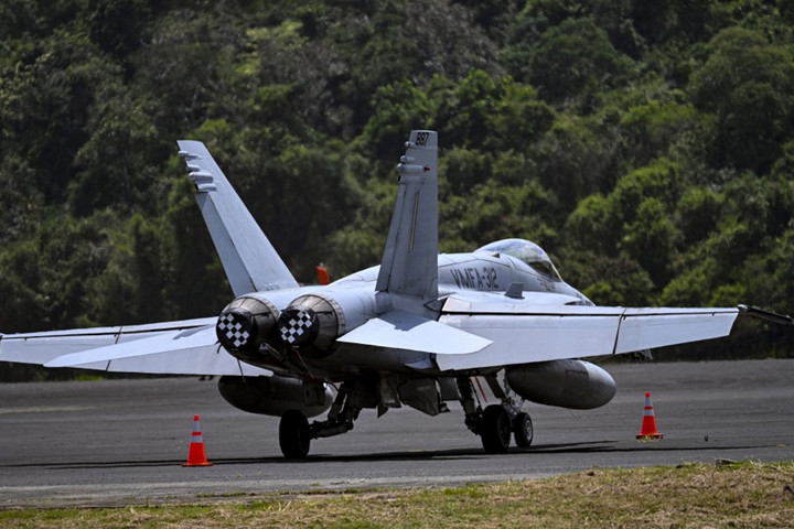Fotó: AFP/Martin Bernetti A tengerben végezte egy amerikai F/A-18-as harci repülőgép