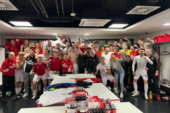 Fotó: Facebook/Honvéd FC Kapaszkodik a Honvéd