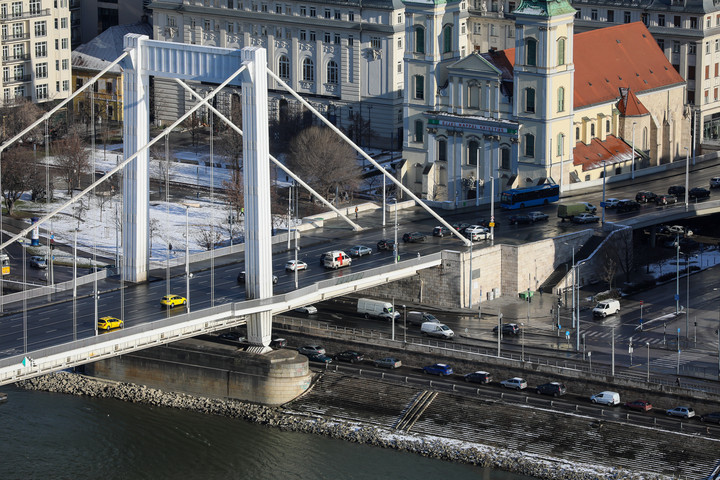 Fotó: MH-archív/Purger Tamás Tavaszi nagy hídtakarítás