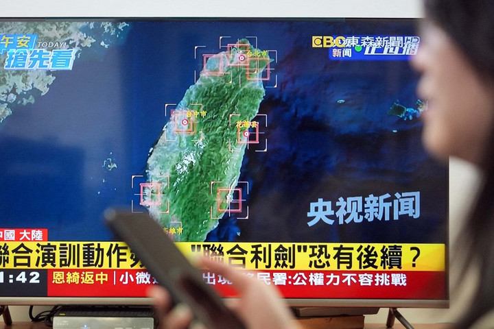 Fotó: AFP/The Yomiuri Shimbun/Yomiuri/Ichiro Ohara Kínai hadgyakorlat a Tajvani-szorosban