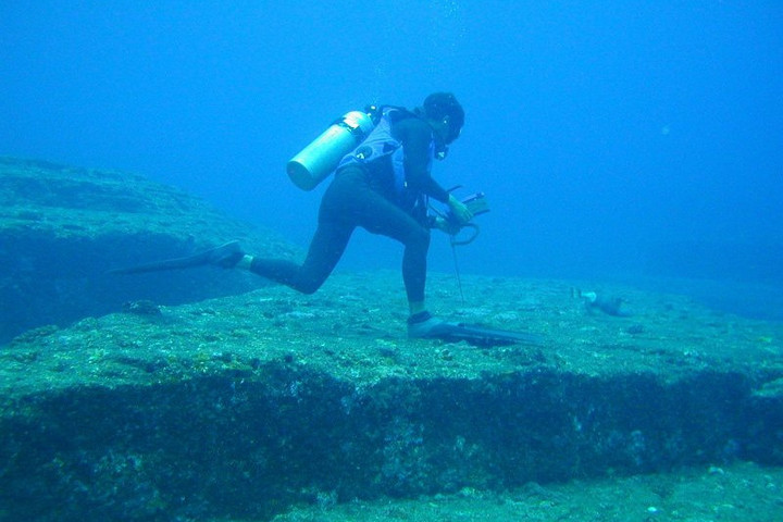 Fotó: Wikipédia/Jpatokal „Japán Atlantisza” a geológia, a történelem és az állandó vita helyszíne