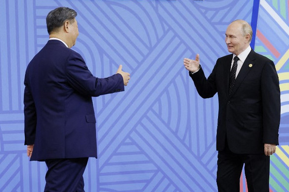 Peking és Moszkva együttműködése új szintre lépett
