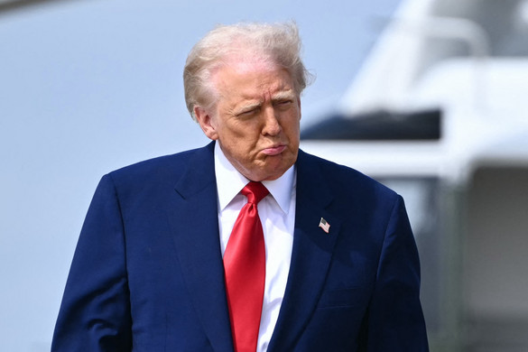 Trump megrettent a saját maga keltette káosztól
