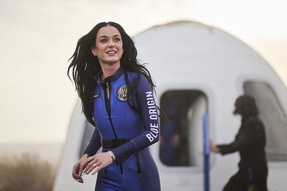 Negatív visszhangot kapott Katy Perry űrutazása