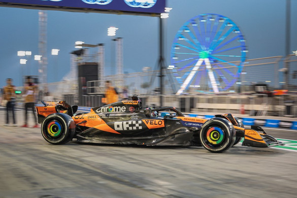 McLaren-fölény a Bahreini Nagydíj szabadedzésén