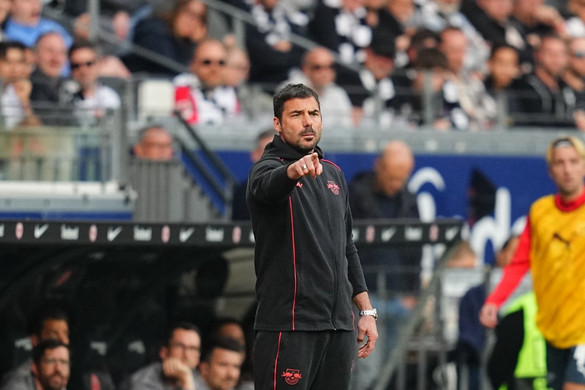 Beleszaladt a késbe Lőw Zsolt csapata