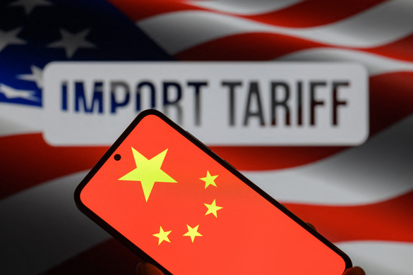 Peking szankciókkal válaszolt az amerikai intézkedésekre
