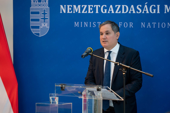 Magyarország pénzügyi helyzete stabil, hazánk továbbra is befektetésre ajánlott célpont